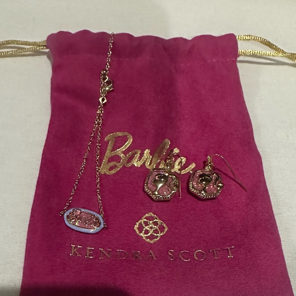 Kendra Scott x Barbie Pink Gold Pendant Bracelet and Earrings Set